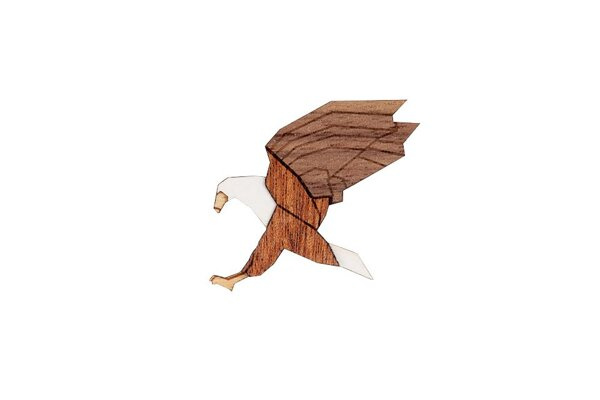 Drewniana broszka Eagle