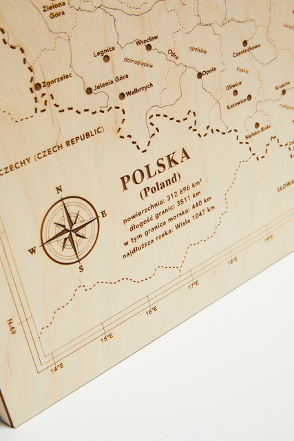 Polska – Drewniana Mapa