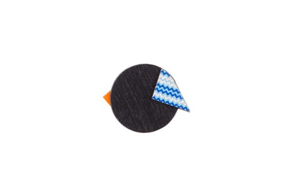 Drewniana broszka Black Cutebird