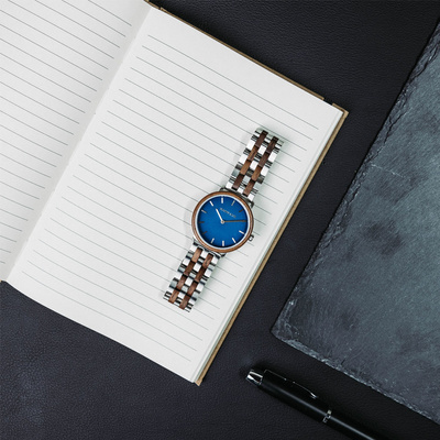 Drewniany zegarek WoodWatch Walnut Blue